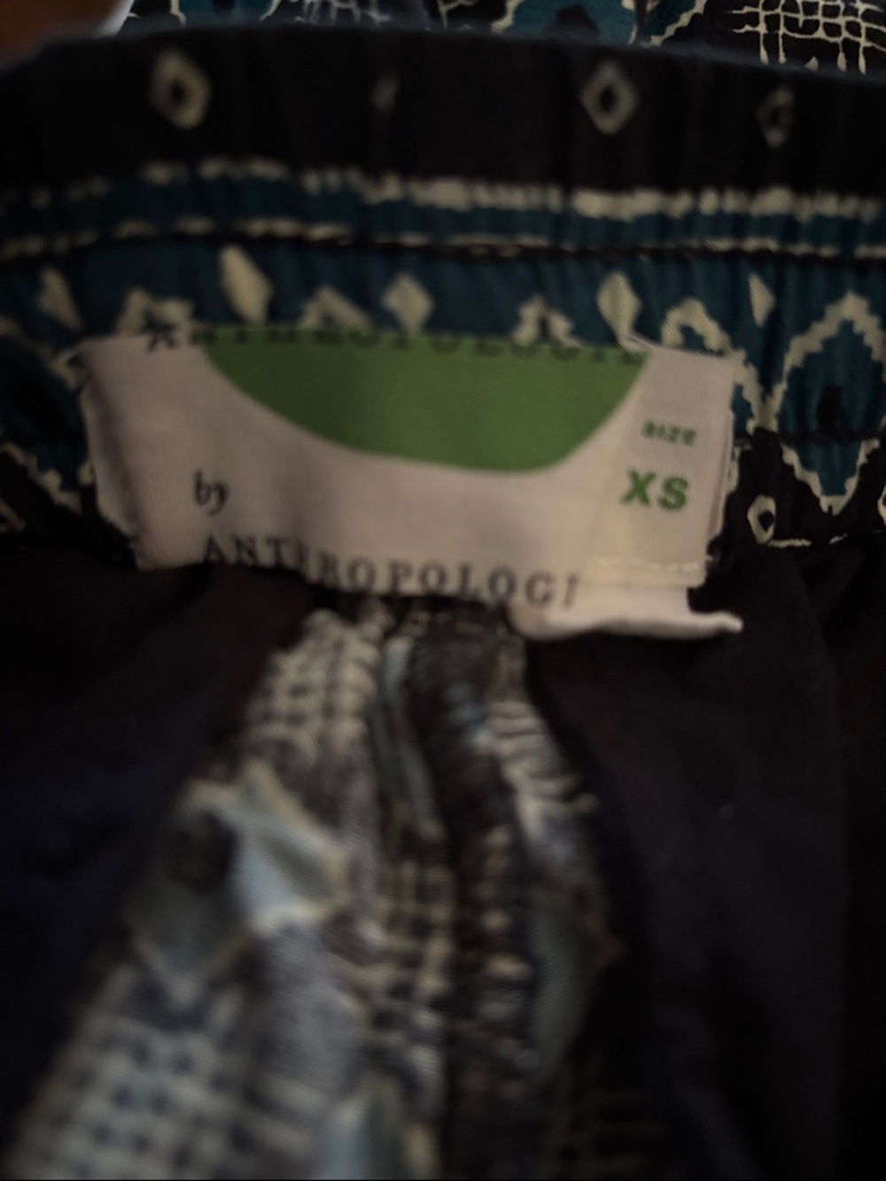 Anthropologie Teal and Black Geometric Cropped Pants - size XS - Picture 7 of 12